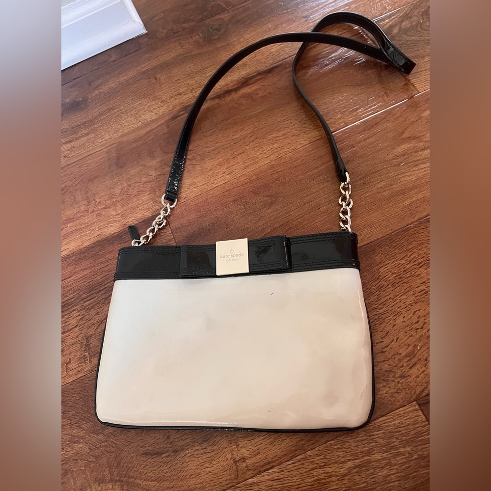 Kate Spade Black and White Shoulder Bag